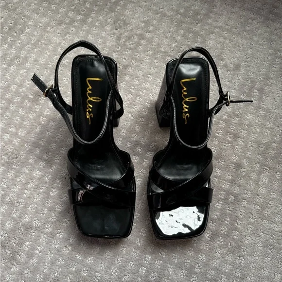 Lulu's Shiny Black Platform Heels - Picture 3 of 8